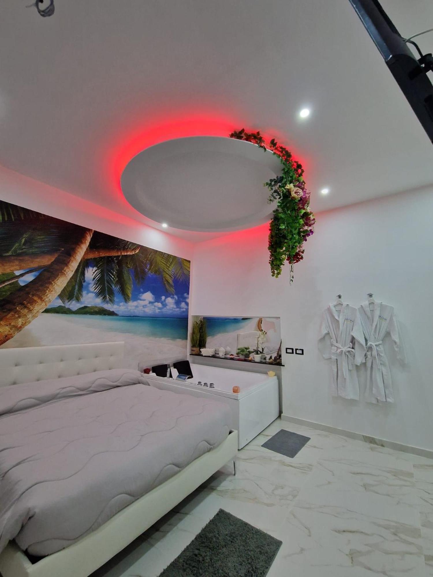 Hotel Caribe Казальнуово-ди- Наполи Экстерьер фото