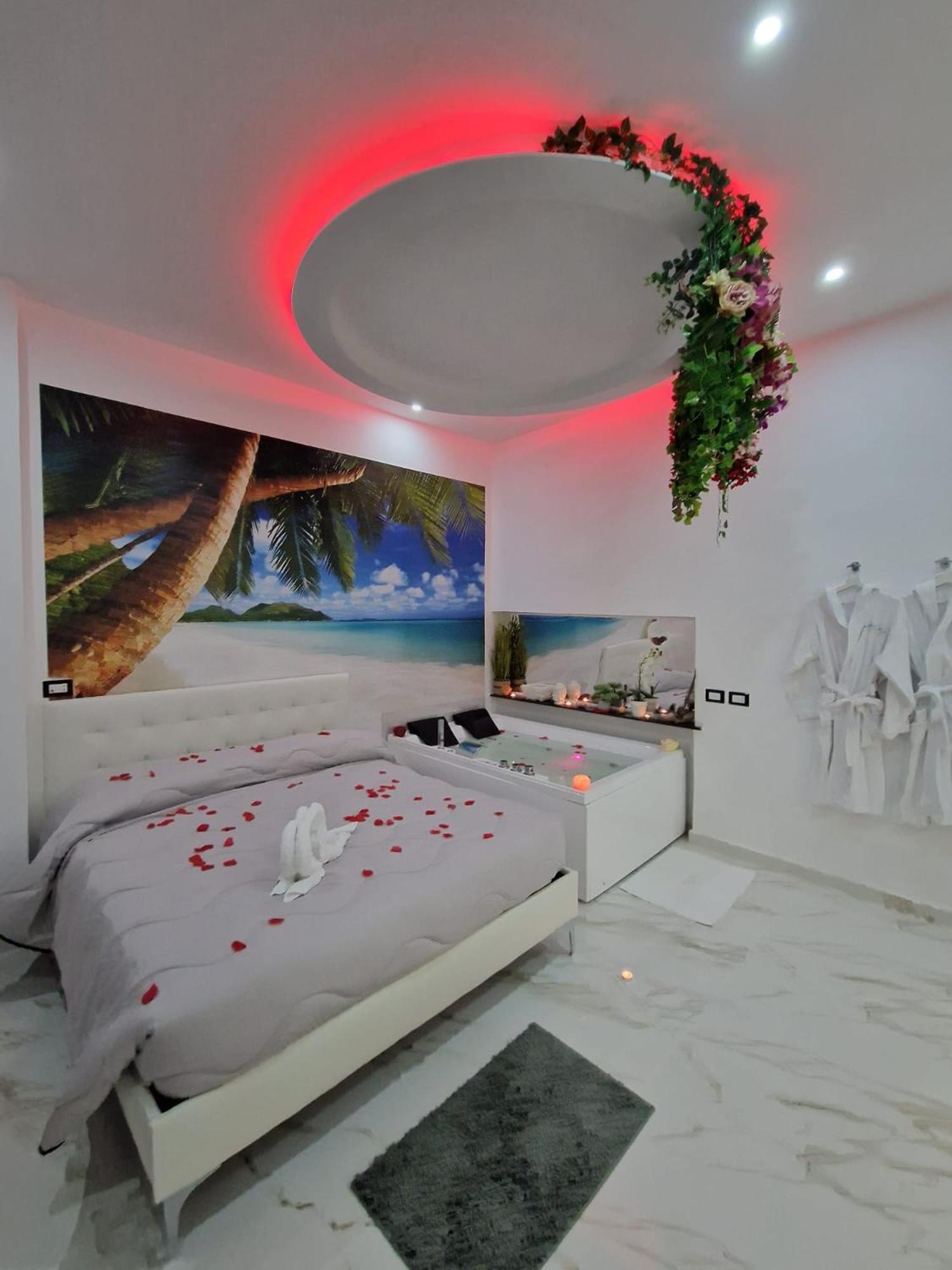 Hotel Caribe Казальнуово-ди- Наполи Экстерьер фото