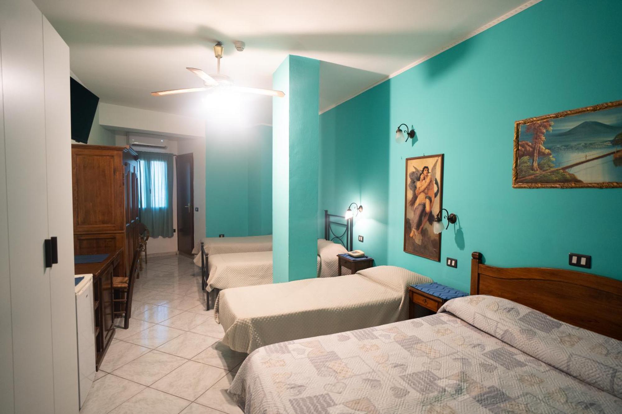 Hotel Caribe Казальнуово-ди- Наполи Экстерьер фото